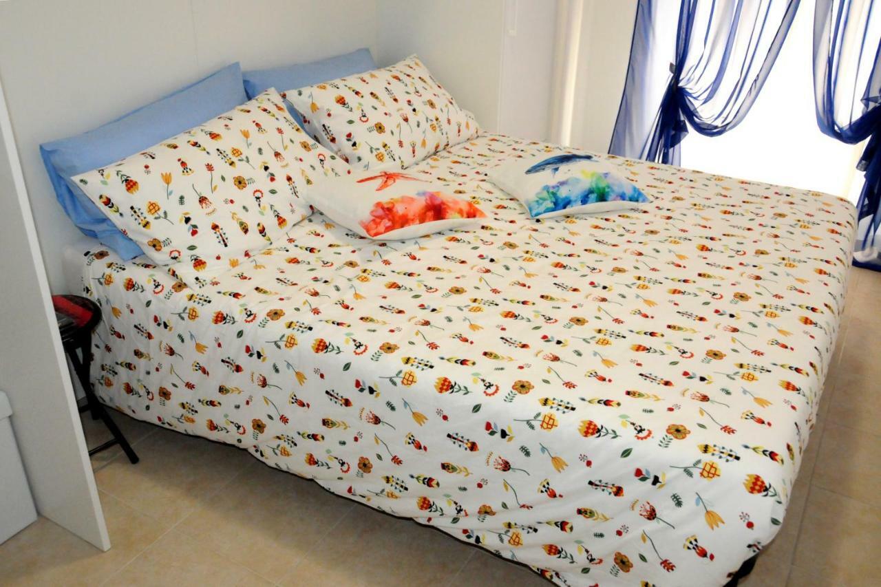 Mare D'Amare Bed & Breakfast ซัน เบเนเดตโต เดล ตรอนโต ภายนอก รูปภาพ